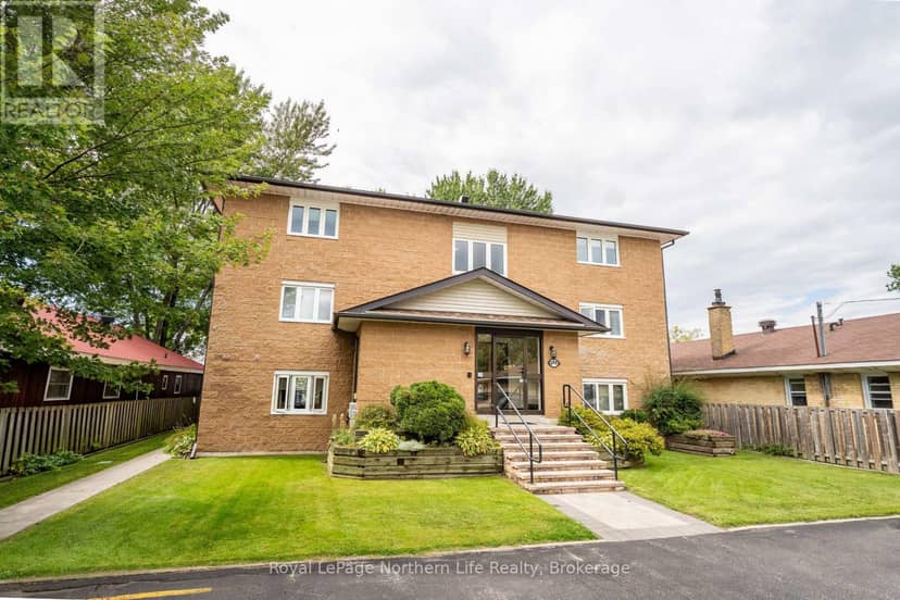 301 - 469 Lakeshore Drive — photo 2 of 38