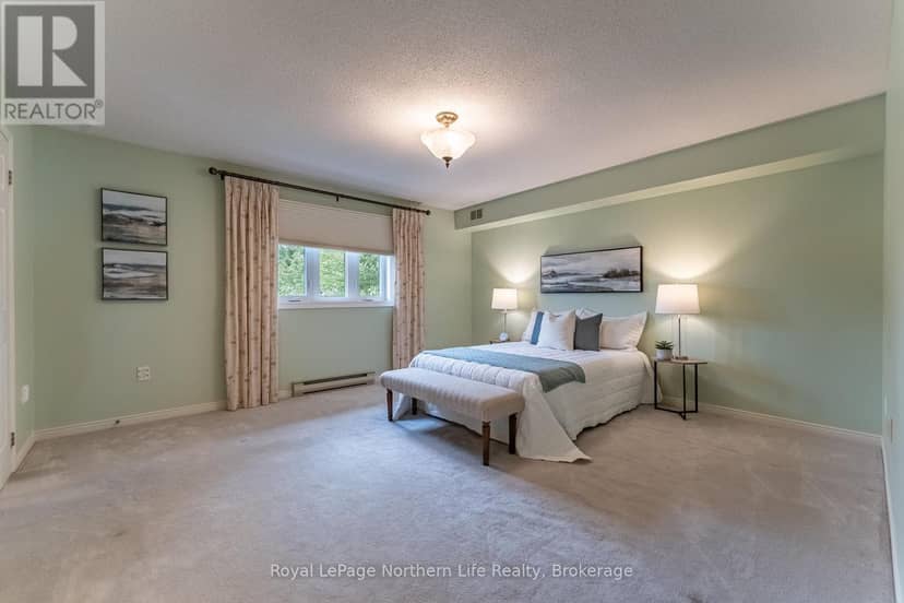 301 - 469 Lakeshore Drive — photo 24 of 38