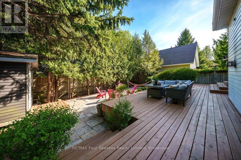 98 Huron Street — photo 30 of 40