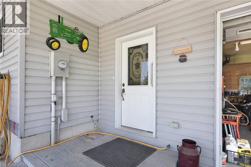 6 SCOTT Street — photo 2 of 40