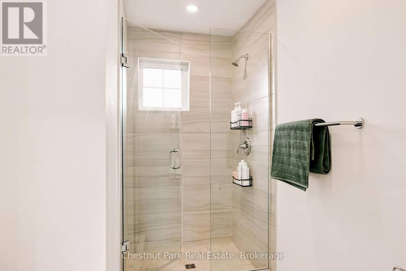 144 Black Willow Crescent — photo 18 of 40