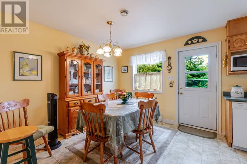 28 Sorrel Drive — photo 11 of 40