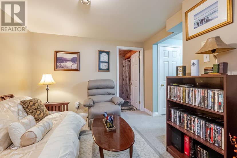 28 Sorrel Drive — photo 24 of 40