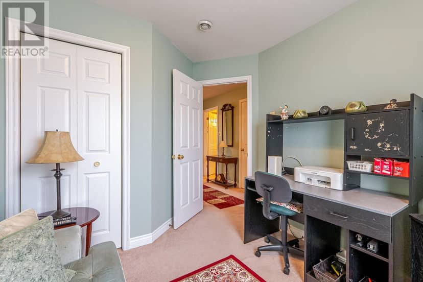 28 Sorrel Drive — photo 34 of 40