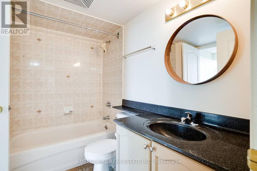 608 - 745 New Westminster Drive, Vaughan, photo 6