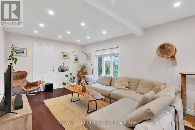 2 Foch Avenue — photo 12 of 39