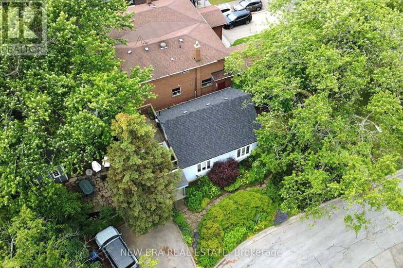 2 Foch Avenue — photo 37 of 39