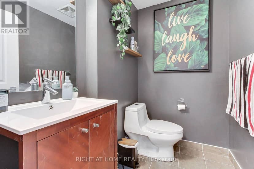 PH04 - 1060 Sheppard Avenue W — photo 20 of 40