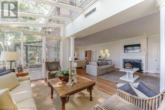 16 Ennisclare Drive W — photo 12 of 20
