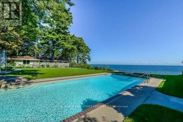16 Ennisclare Drive W, Oakville, photo 2