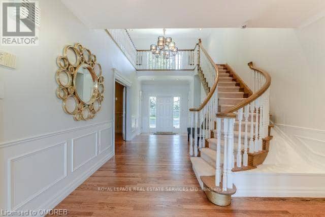 16 Ennisclare Drive W, Oakville, photo 3