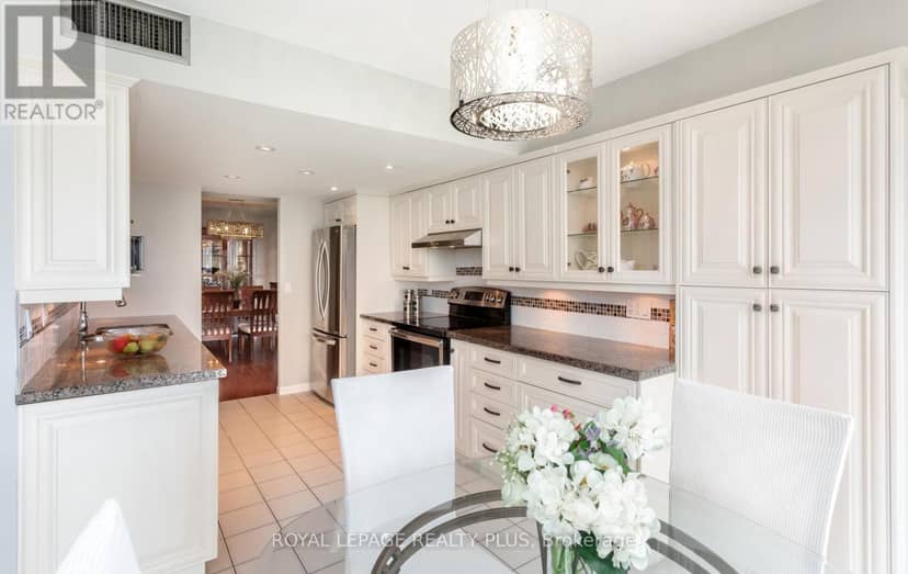 808 - 45 Kingsbridge Garden Circle — photo 13 of 40