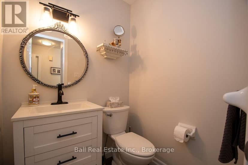 25 Charles Court — photo 15 of 27