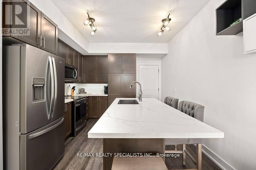 2 - 261 Skinner Road — photo 7 of 25