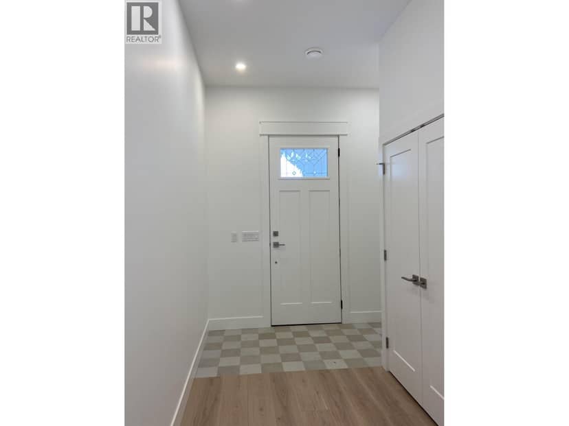4004 NASH DRIVE, Terrace, photo 2