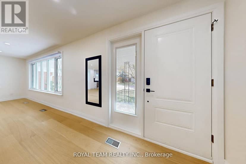 37 Markland Drive — photo 4 of 40