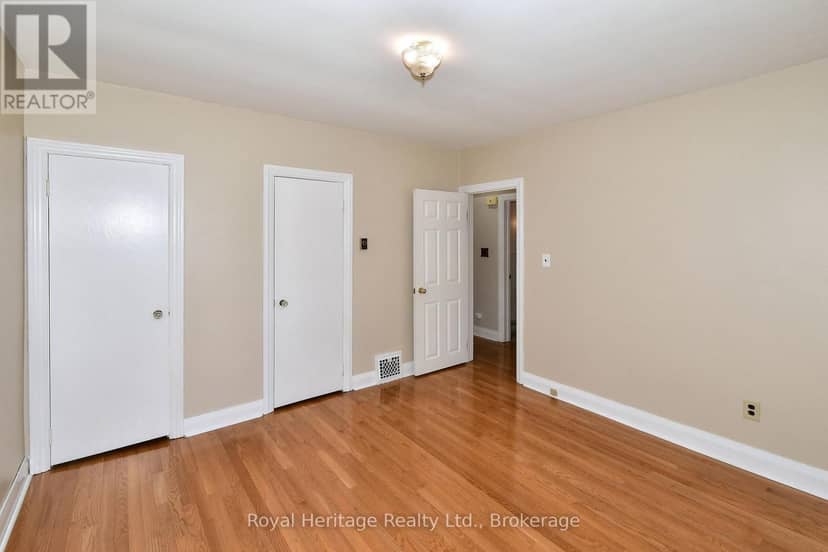 476 King George Street — photo 10 of 32