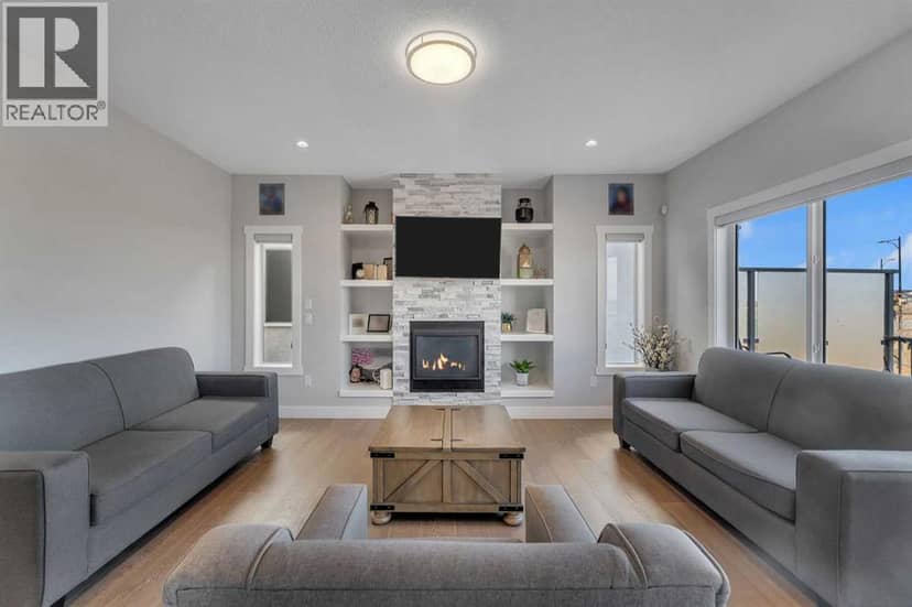 109 Chelsea Grove — photo 9 of 40