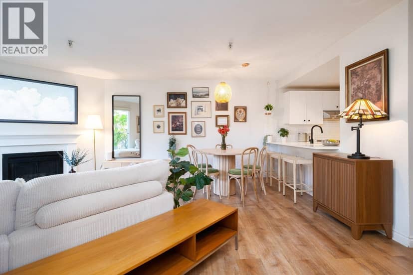 112 2020 W 8TH AVENUE, Vancouver