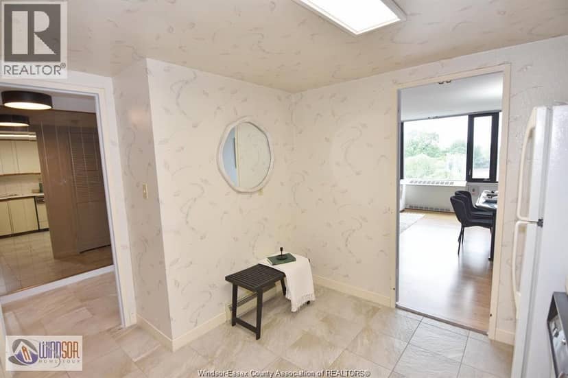 2144 PELISSIER Unit# 601 — photo 23 of 36