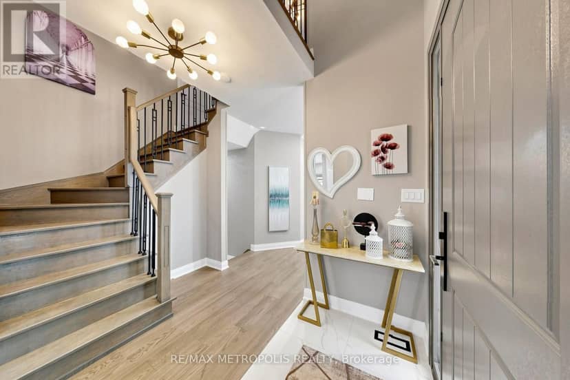 115 Sandway Crescent — photo 18 of 38