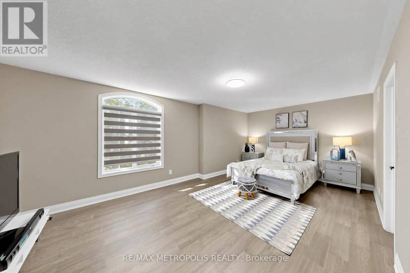 115 Sandway Crescent — photo 21 of 38