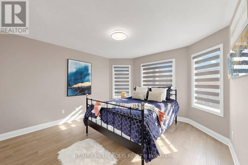 115 Sandway Crescent — photo 24 of 38