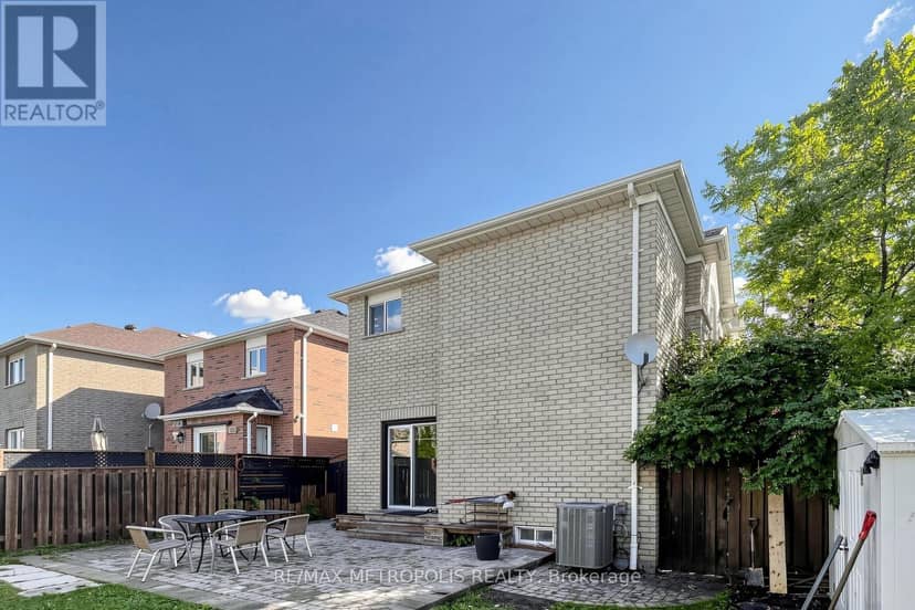 115 Sandway Crescent — photo 36 of 38