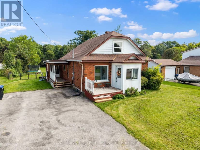 15 Lucy Street — photo 1 of 17