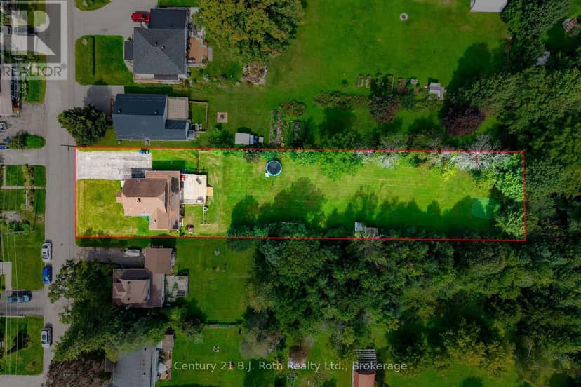 15 Lucy Street — photo 16 of 17