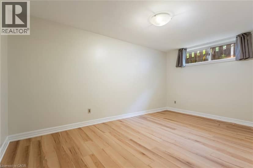 25 SAUNBY Street — photo 36 of 40