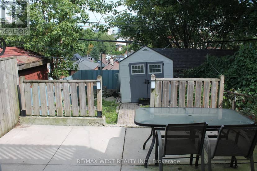 11A Woodcroft Crescent — photo 21 of 25