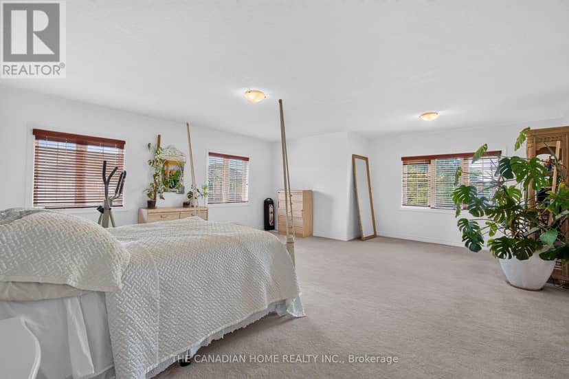 63 Humbershed Crescent — photo 27 of 40