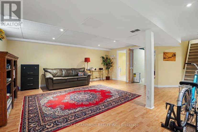 6 - 1275 Stephenson Drive — photo 28 of 40