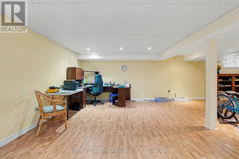 6 - 1275 Stephenson Drive — photo 32 of 40