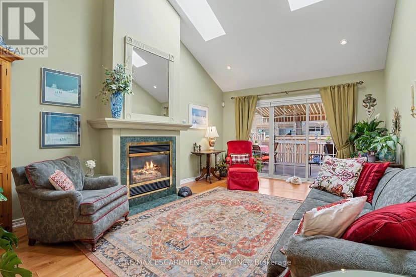 6 - 1275 Stephenson Drive — photo 9 of 40