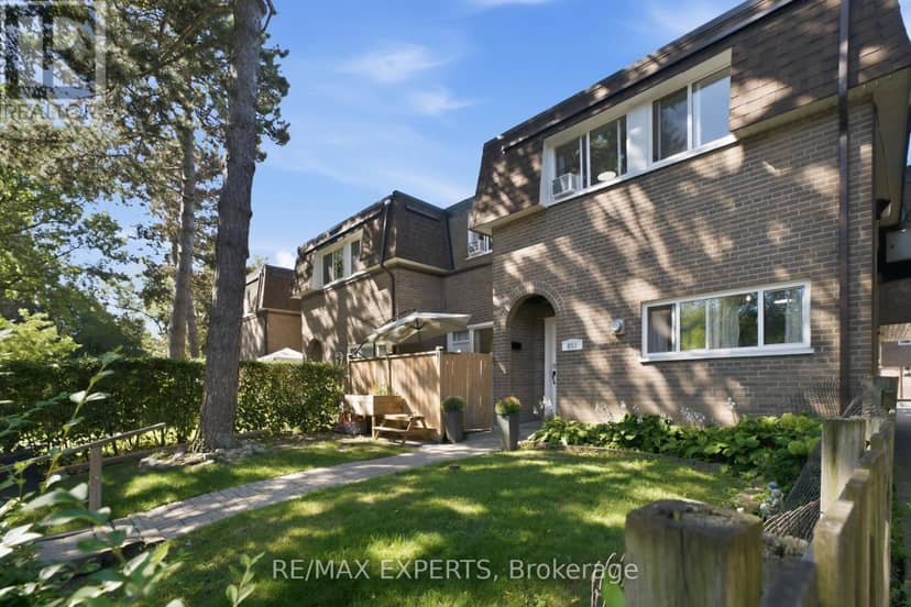 853 - 30 Tandridge Crescent, Toronto, photo 2