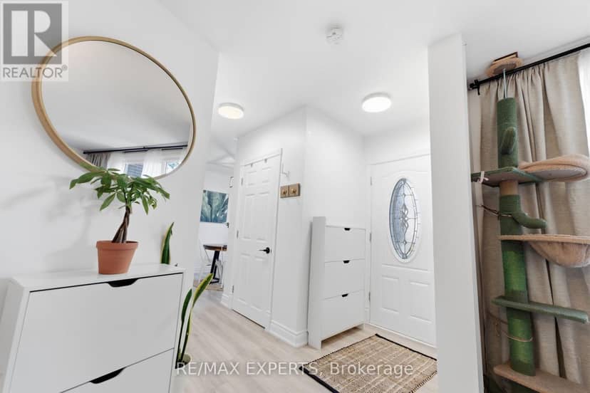 853 - 30 Tandridge Crescent, Toronto, photo 4