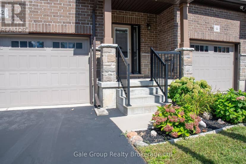 42 Serviceberry Lane — photo 4 of 28