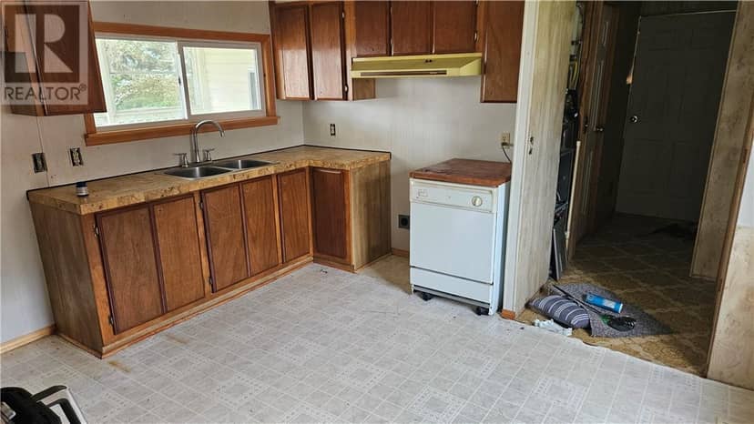 34-1622 Pioneer Road — photo 4 of 4