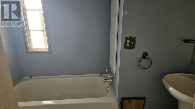 34-1622 Pioneer Road — photo 3 of 4