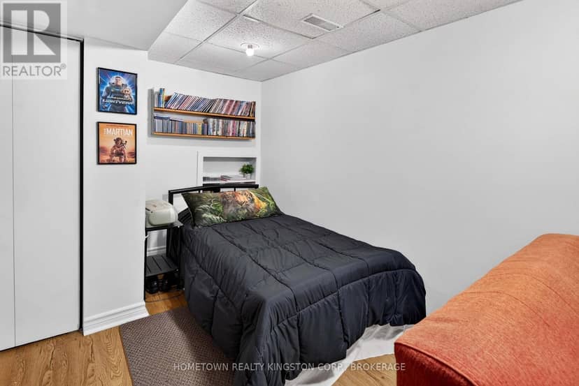 60 Guthrie Drive — photo 18 of 25