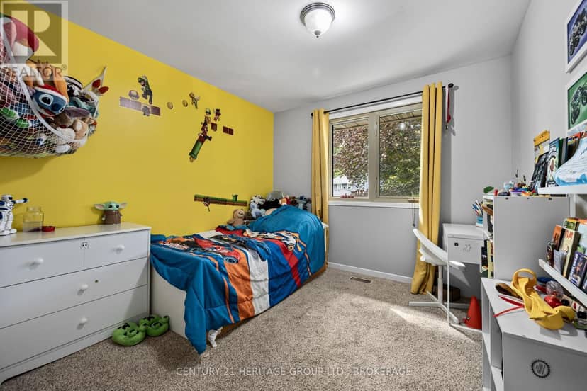 912 Safari Drive — photo 29 of 40