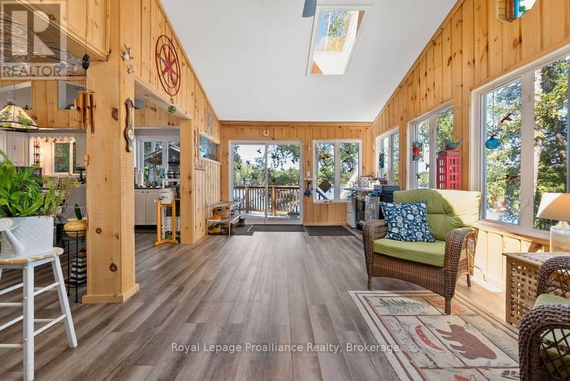 5 Water - Gunter Lake, Tudor and Cashel, photo 6