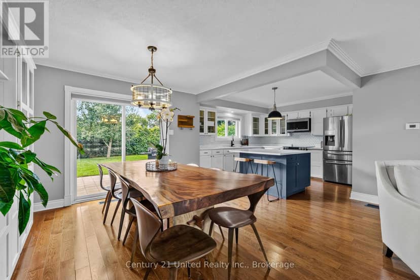 15 Lakefield Court — photo 11 of 40
