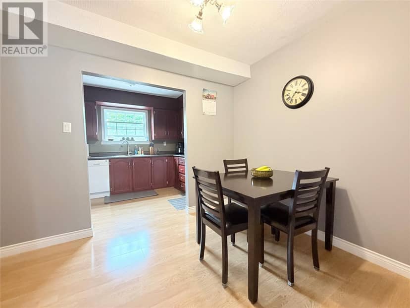 26 Main Road — photo 9 of 26