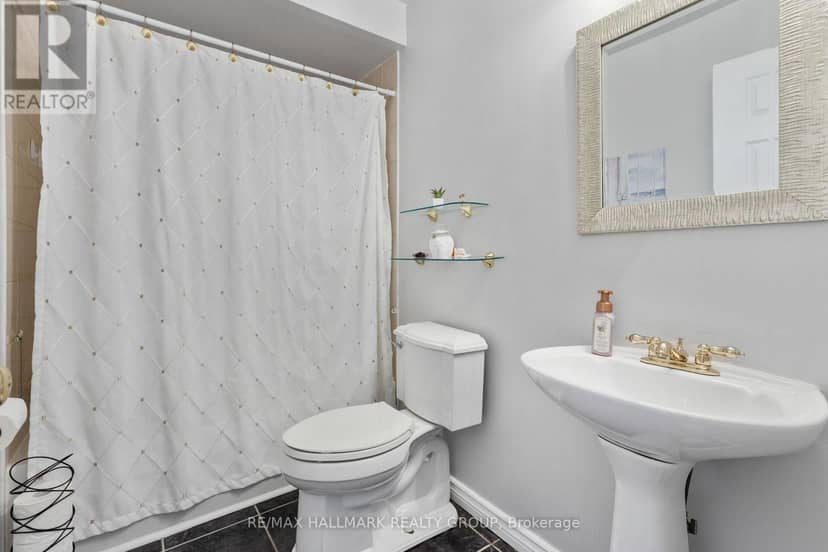2093 Auburn Ridge Drive — photo 15 of 40