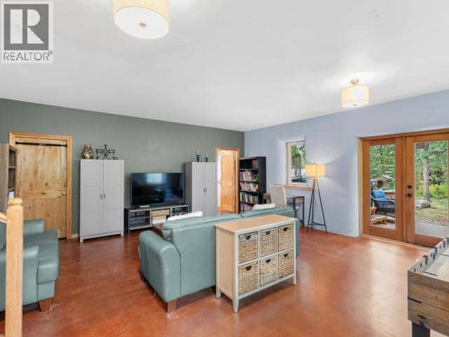 1306 Elm Street — photo 12 of 40