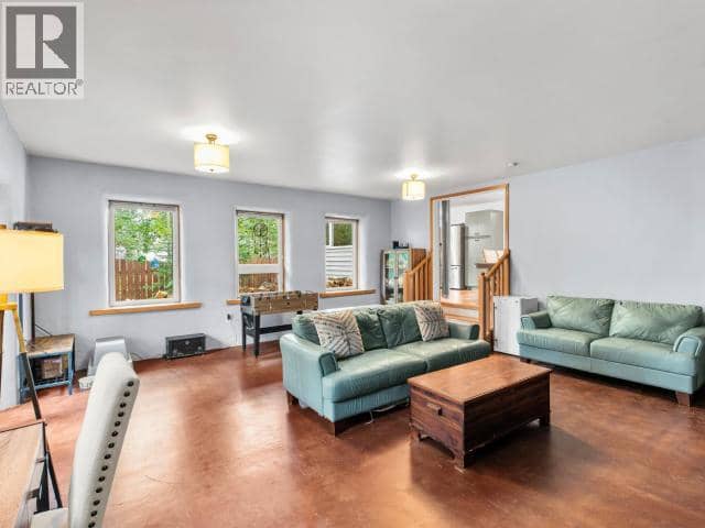 1306 Elm Street — photo 13 of 40