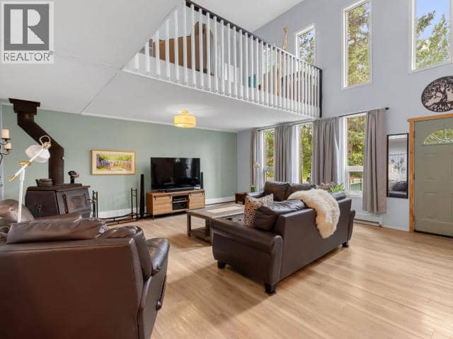 1306 Elm Street, Whitehorse, photo 5